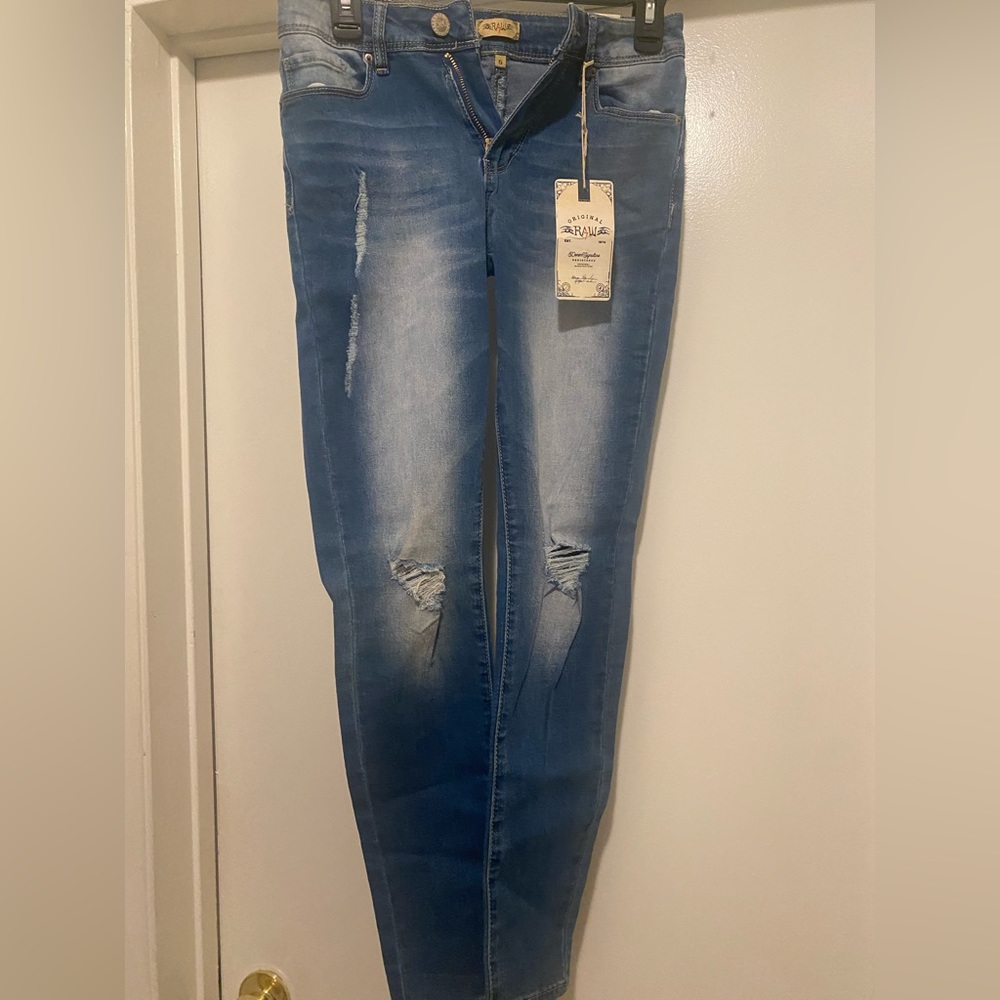 Raw 7 Jeans Distressed Skinny Jeans Never Worn Size 5